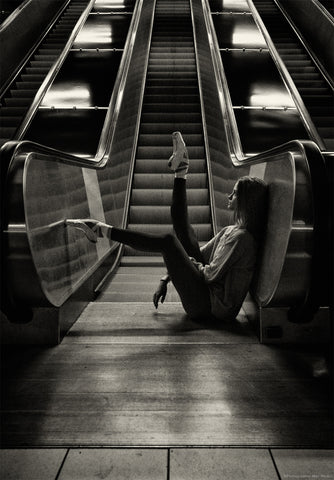 Max Moden : Ballerina in Stockholm city Subway Nr.9 , Photography - Max Moden, alimitlessworld
