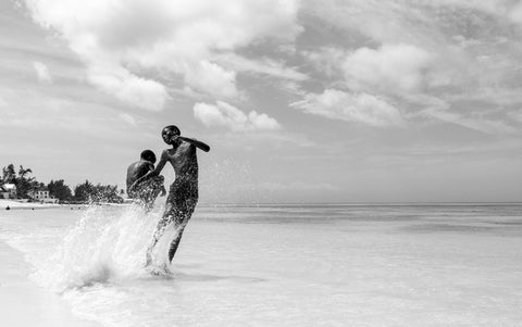 Bahamian Tales: Beach boys , Photography - Alessandro Sarno, alimitlessworld
